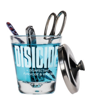 Verre de trempage vide...